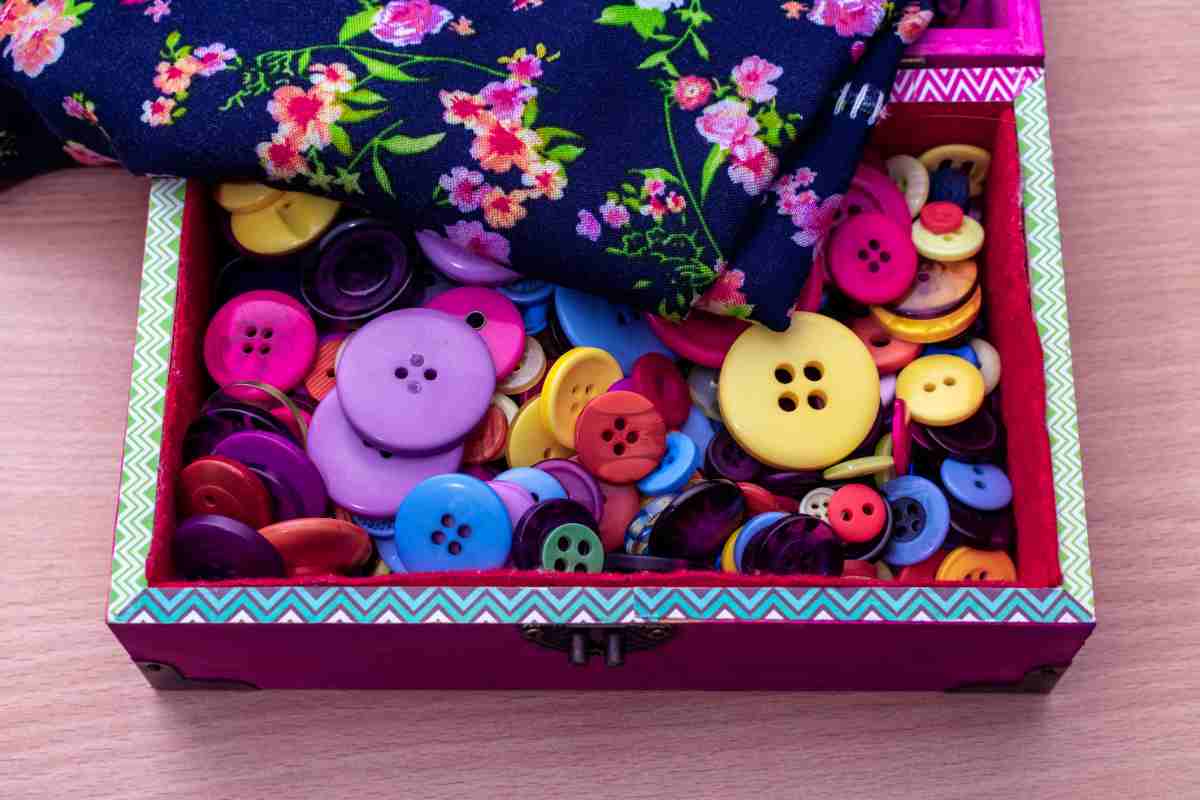 Scatola bottoni