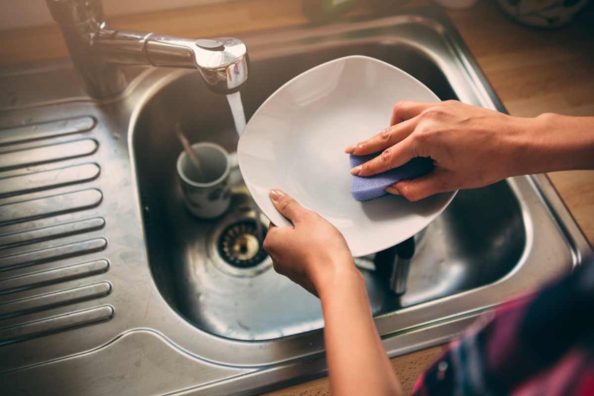 lavare i piatti