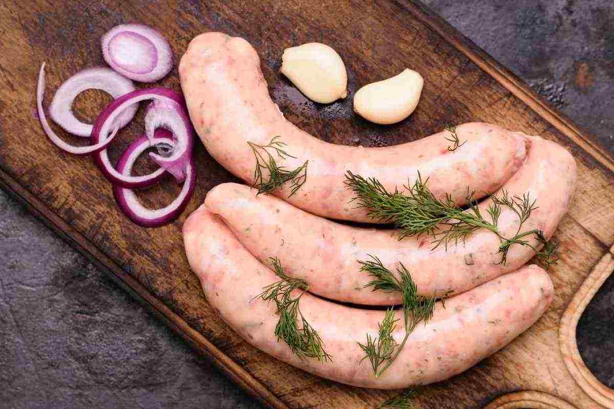 Wurstel crudi, perché non dovresti mangiarli